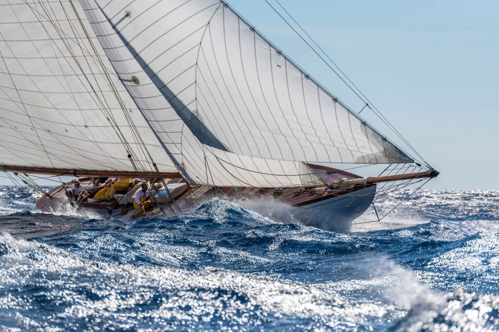 Classic Yachts / Les Voiles de Saint-Tropez Les Voiles de Saint-Tropez