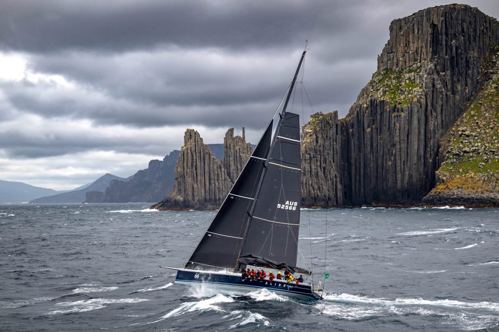 Rolex Sydney Hobart / ALIVE ALIVE